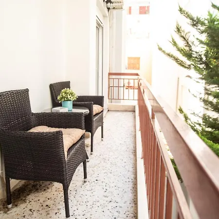 Explore Greece From City Centre Apartment Chalkida Exterior photo